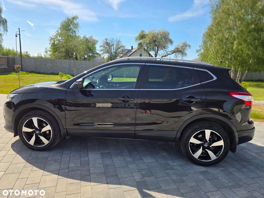 Nissan Qashqai 1.6 DCi Xtronic N-Connecta - 5