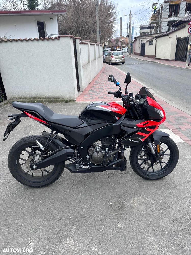 Aprilia Tuono - 3