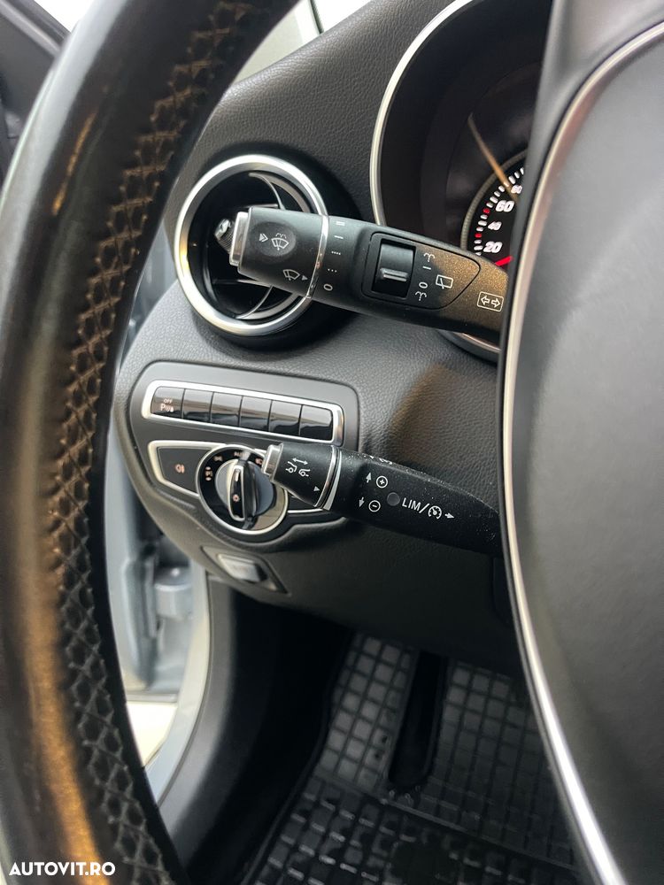 Mercedes-Benz GLC 220 d 4Matic 9G-TRONIC Exclusive - 36