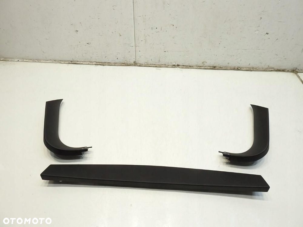 LISTWA OSŁONA KLAPY TYŁ TOYOTA AVENSIS III T27 KOMBI 64790-05040 - 6