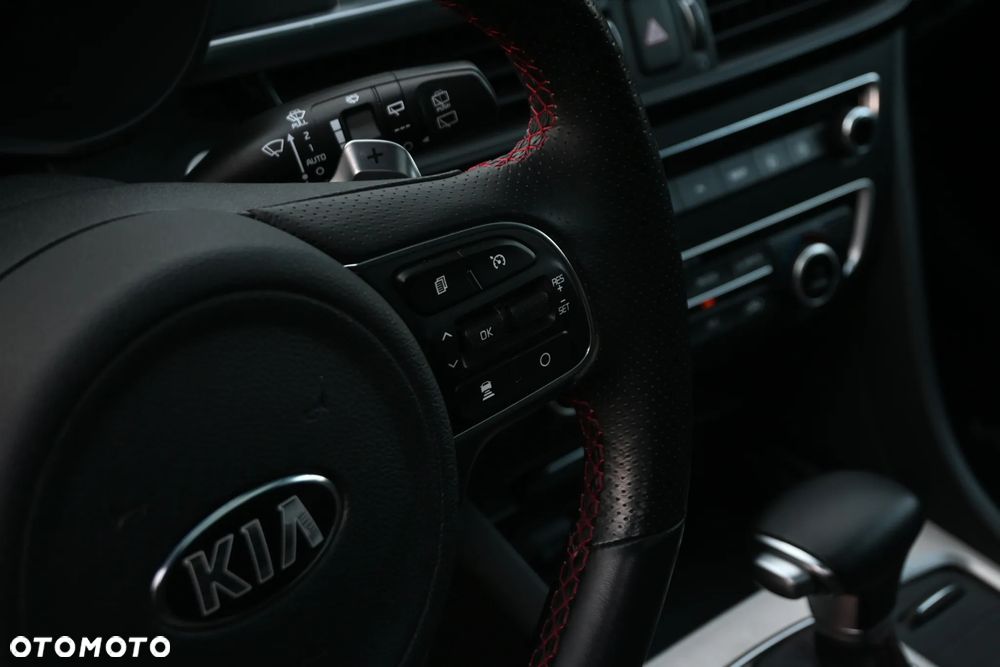 Kia Optima 2.0 T-GDI GT - 25