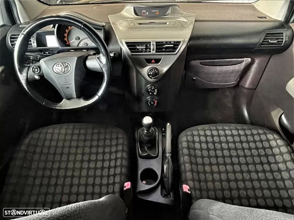 Toyota iQ 1.0 - 15