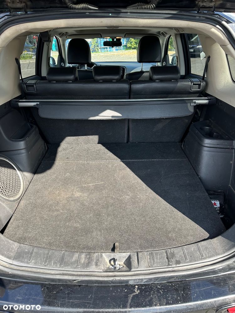 Mitsubishi Outlander Instyle NAVI - 15