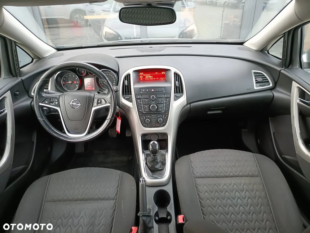 Opel Astra 1.4 Turbo - 12