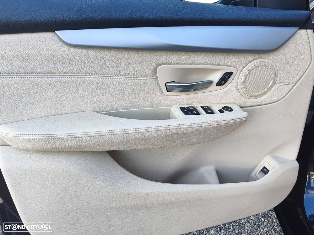BMW 216 Gran Tourer d 7L Line Luxury - 20
