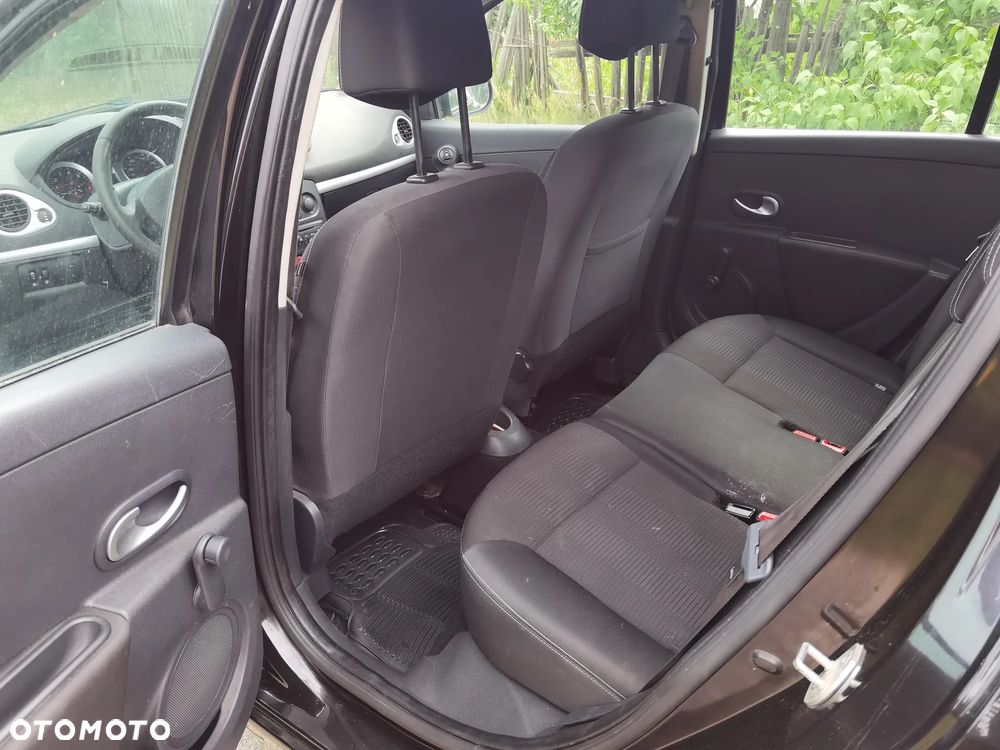 Renault Clio 1.2 16V Dynamique - 8