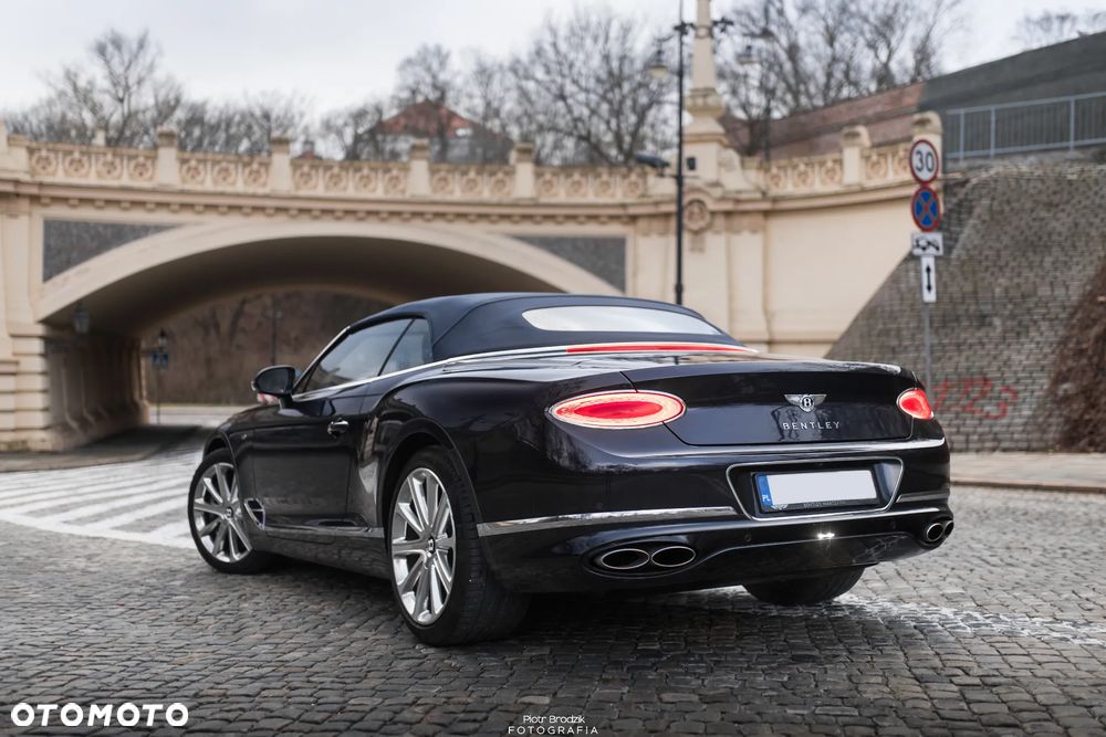 Bentley Continental GT - 4