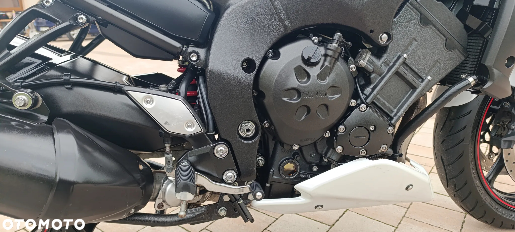 Yamaha FZ - 28