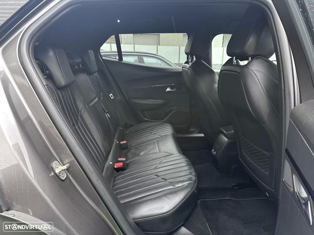 Peugeot 2008 1.2 PureTech GT - 45