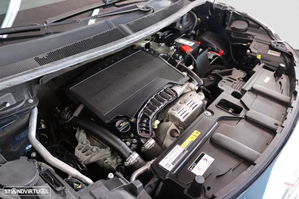 Peugeot 5008 1.2 PureTech Allure - 16