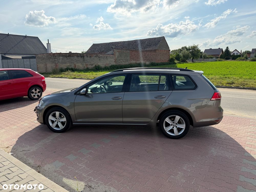 Volkswagen Golf Variant 2.0 TDI (BlueMotion Technology) Comfortline - 9