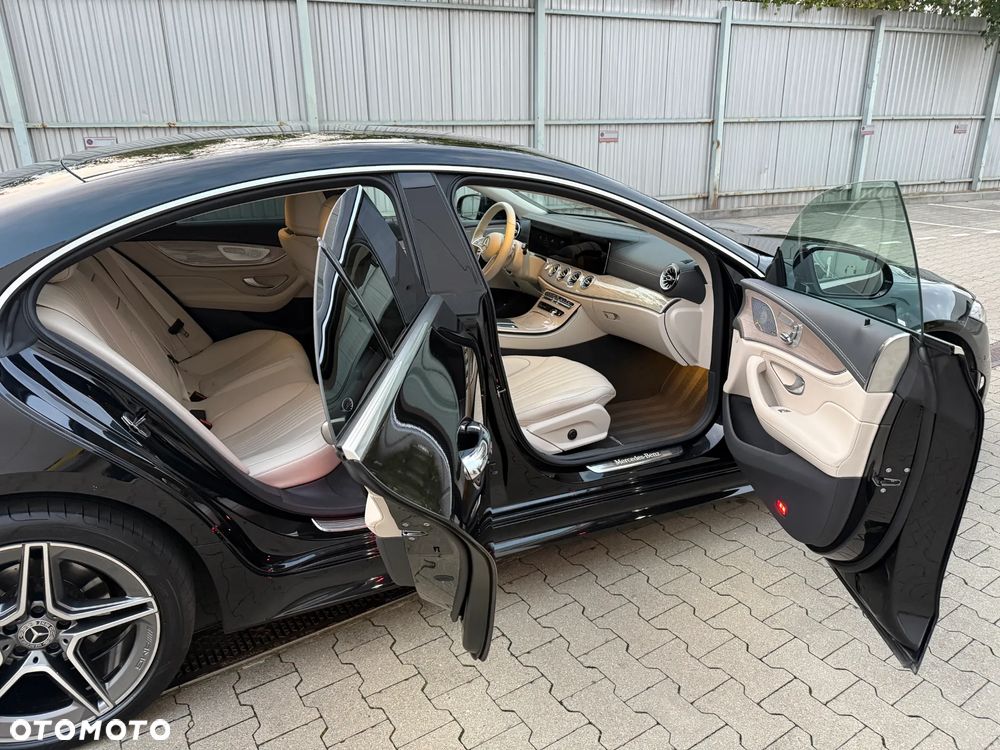 Mercedes-Benz CLS - 11