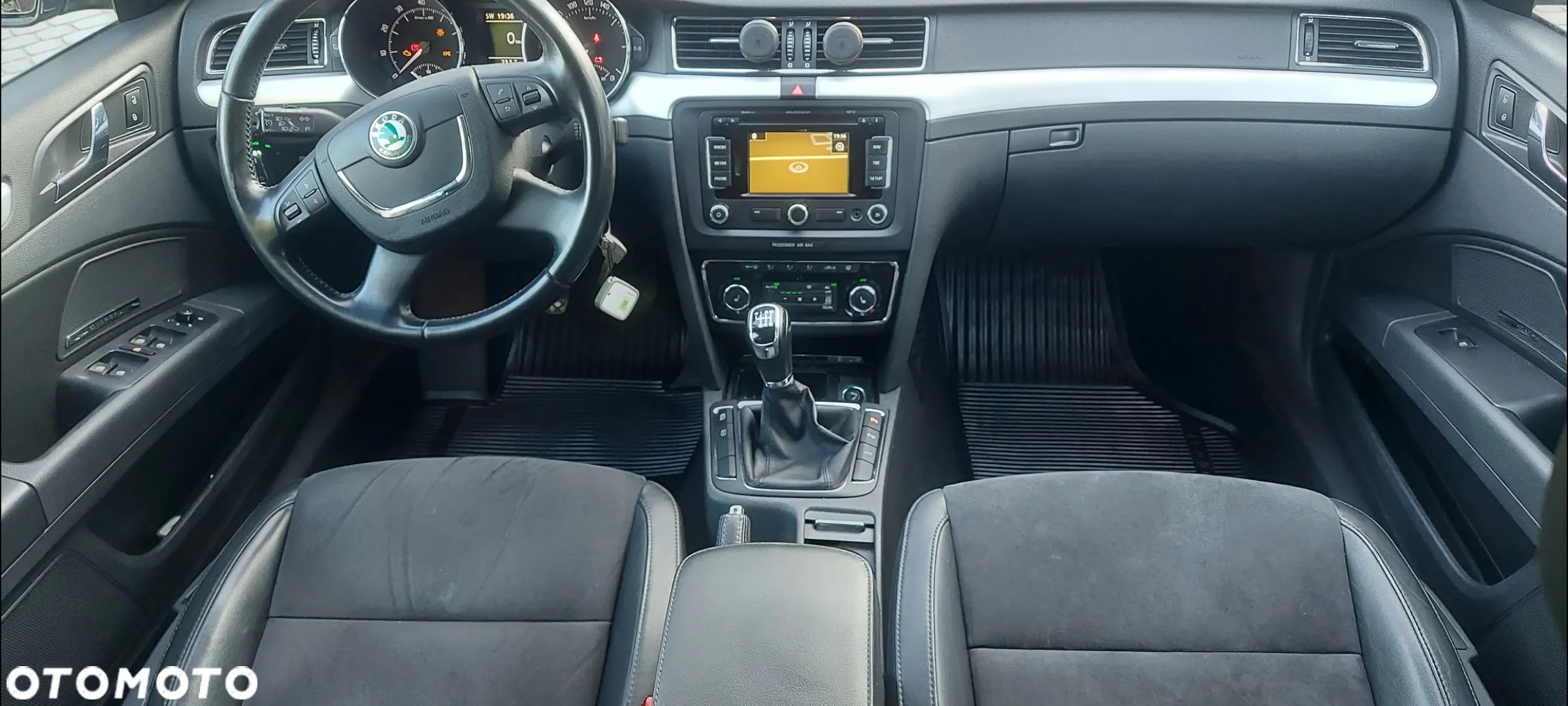 Skoda Superb 1.8 TSI Platinum - 14