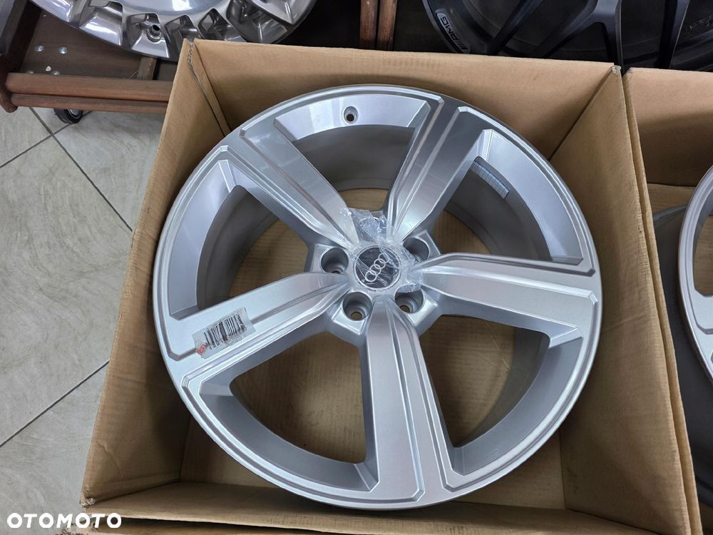 Nowe Oryginalne Felgi Audi 20 Cali Sportback Q8 E-Tron 4Ke601025S - 5