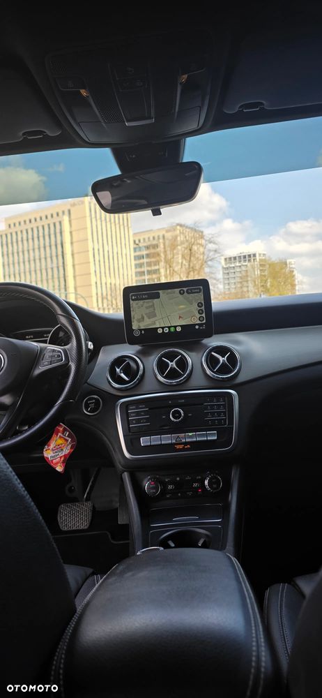 Mercedes-Benz CLA 250 7G-DCT UrbanStyle Edition - 19