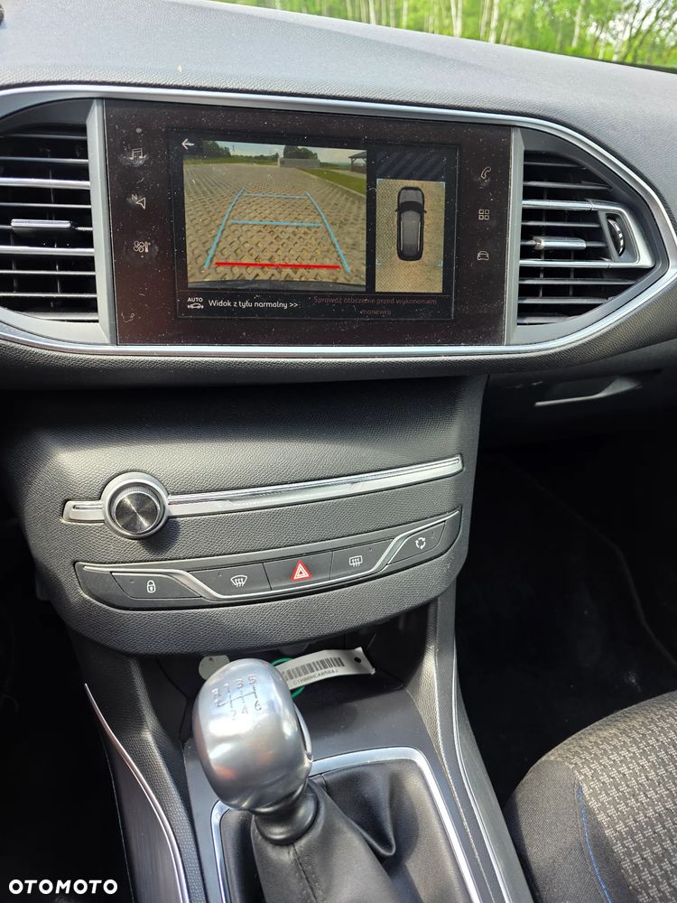 Peugeot 308 - 10