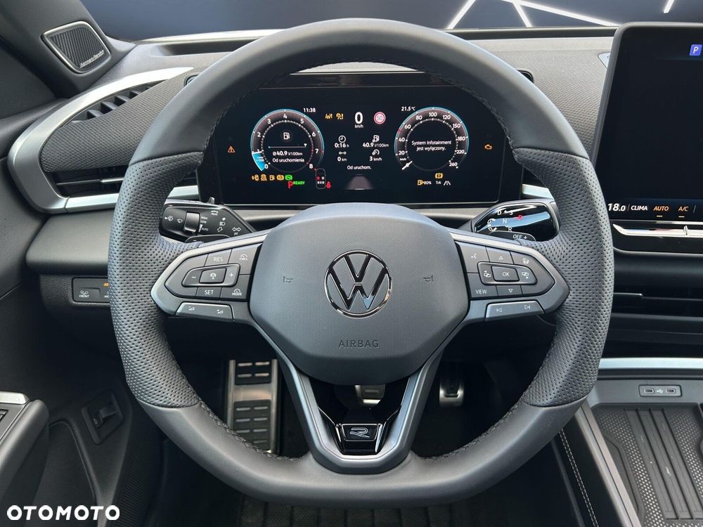 Volkswagen T-Roc - 15