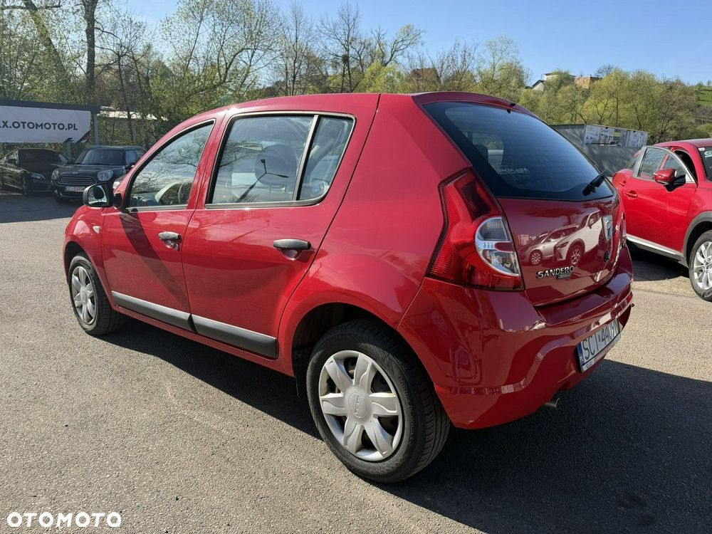 Dacia Sandero 1.2 16V - 8