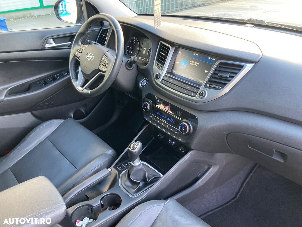 Hyundai Tucson 2.0 CRDI 4WD Premium - 18