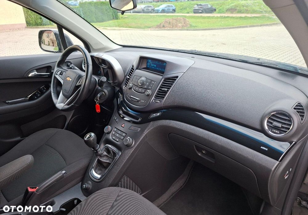 Chevrolet Orlando - 15