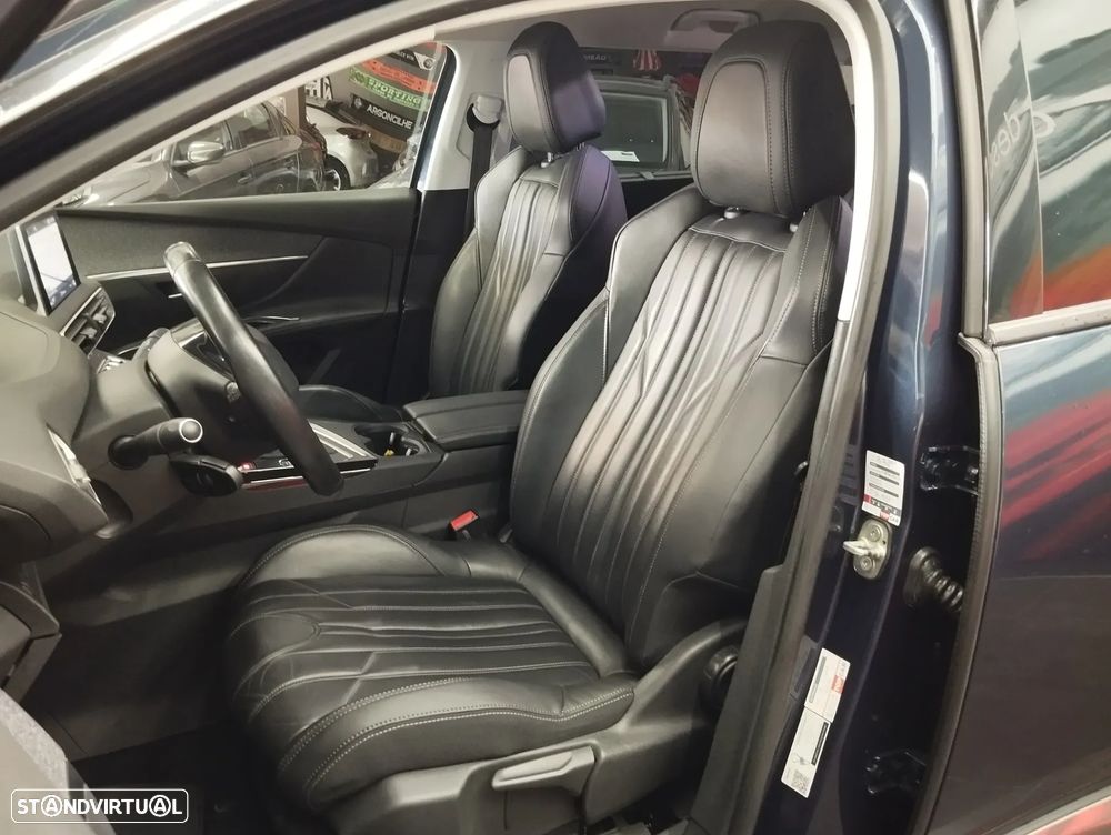 Peugeot 5008 1.5 BlueHDi Allure - 19