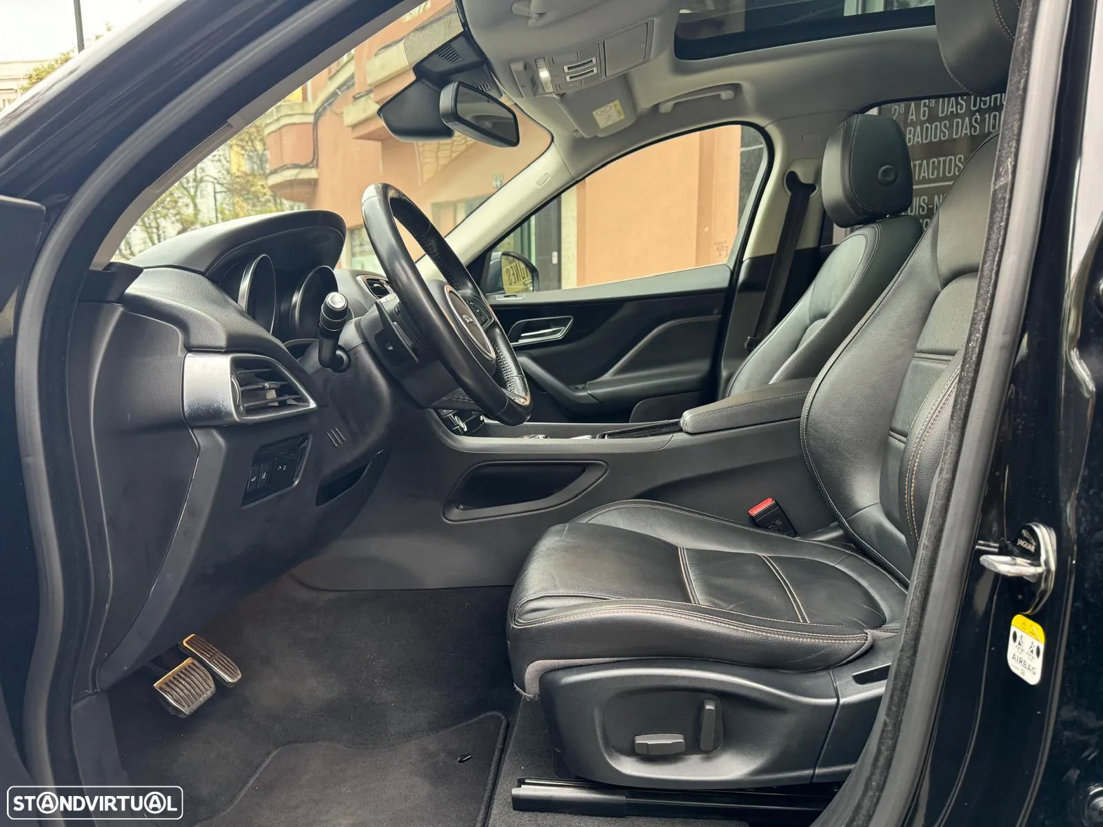 Jaguar F-Pace 2.0 i4D Prestige Aut. - 17