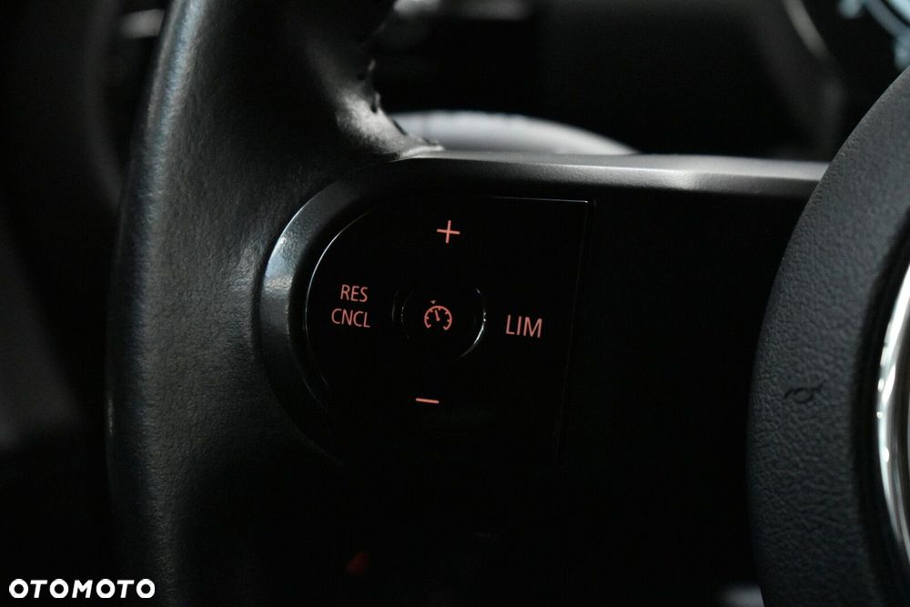 MINI Clubman - 13