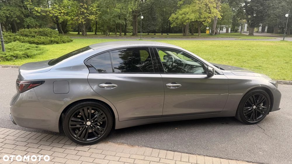 Infiniti Q50 2.0t Sport Tech - 16
