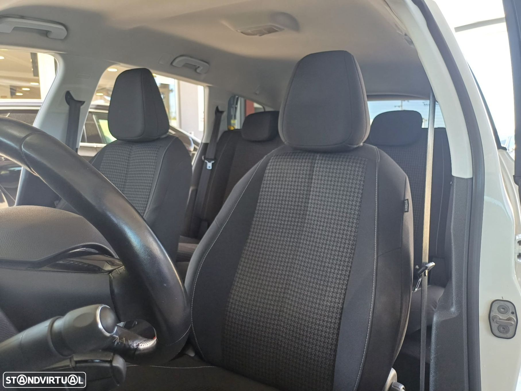 Peugeot 308 SW 1.5 BlueHDi Allure - 17