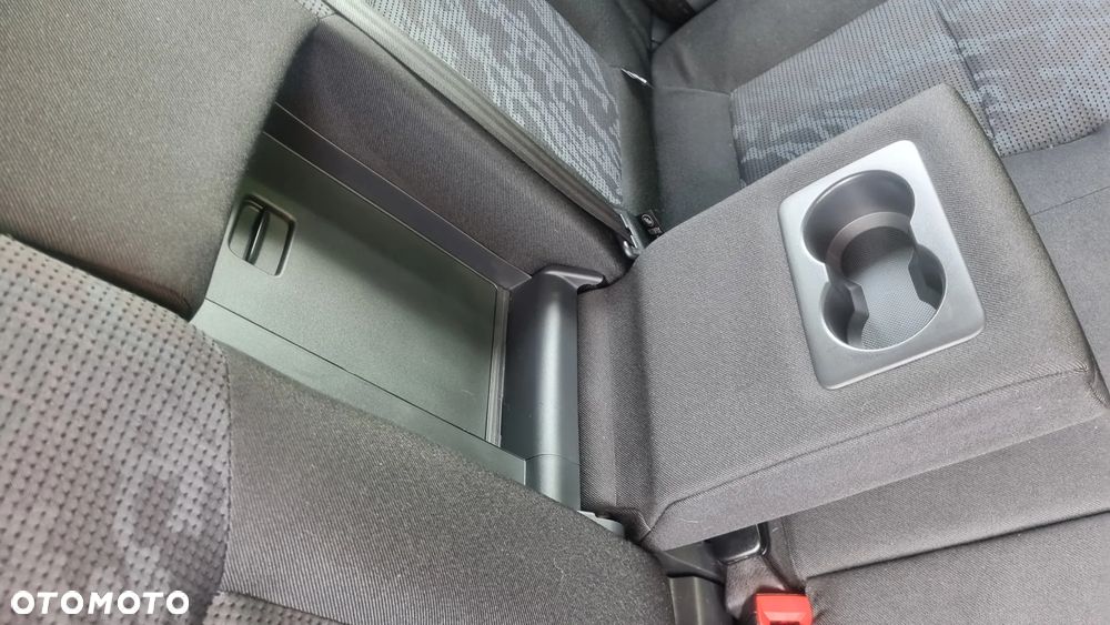 Peugeot 3008 HDi FAP 160 Automatik Active - 18