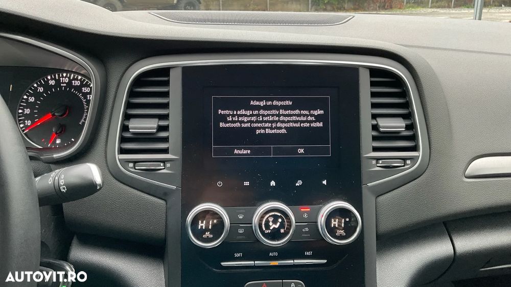 Renault Megane Blue dCi 116 Zen - 22