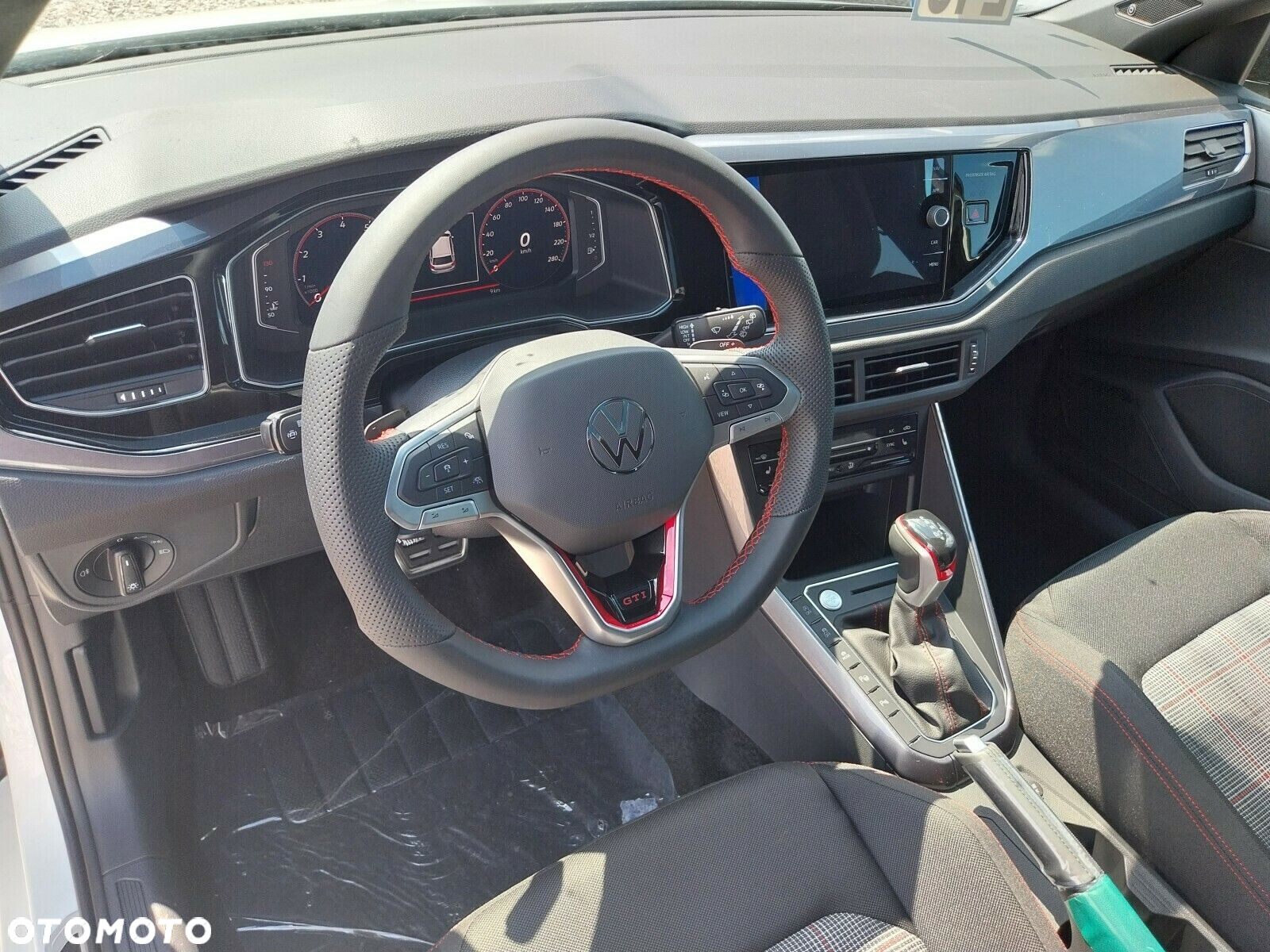 Volkswagen Polo - 12