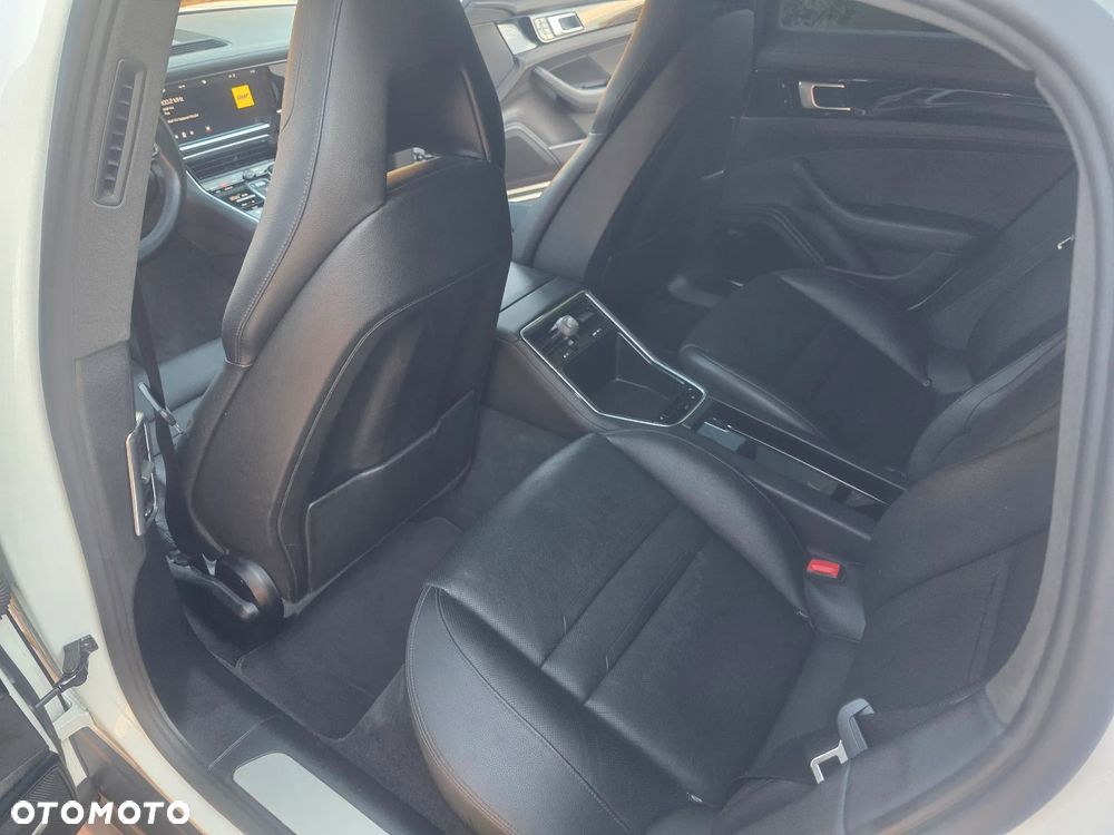 Porsche Panamera 4 Executive - 20