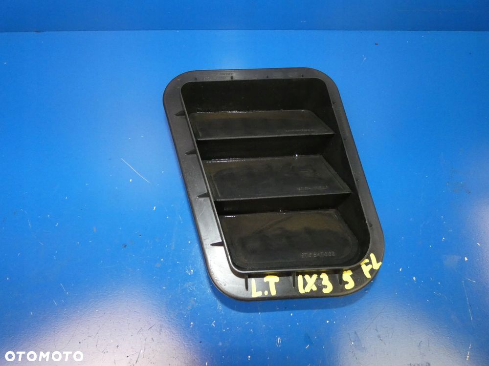 HYUNDAI IX35 KRATKA WENTYLACYJNA BAGAŻNIKA LEWA - 1