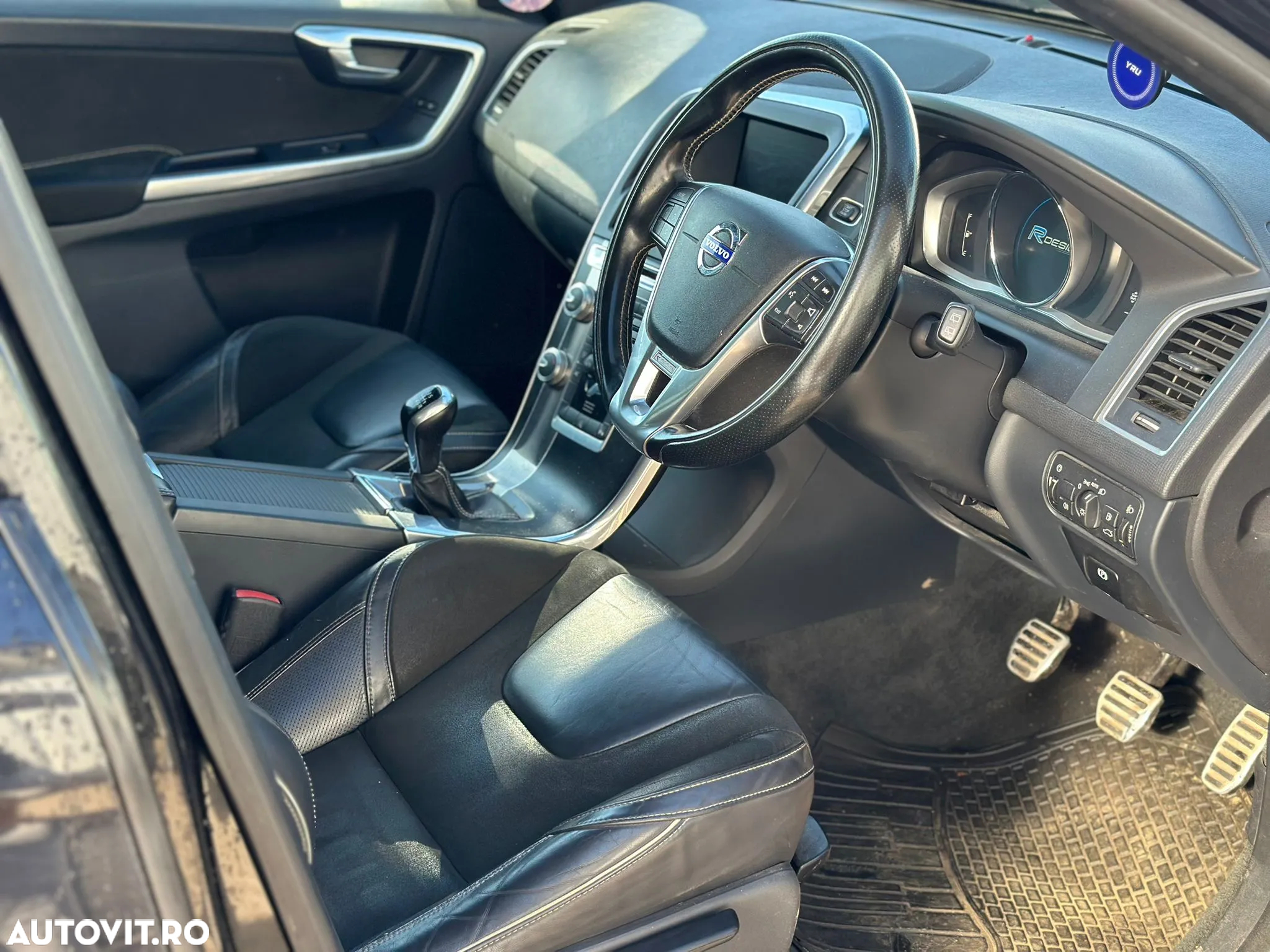 Dezmembrari Volvo XC60 R-Design 2.0 Diesel - 5