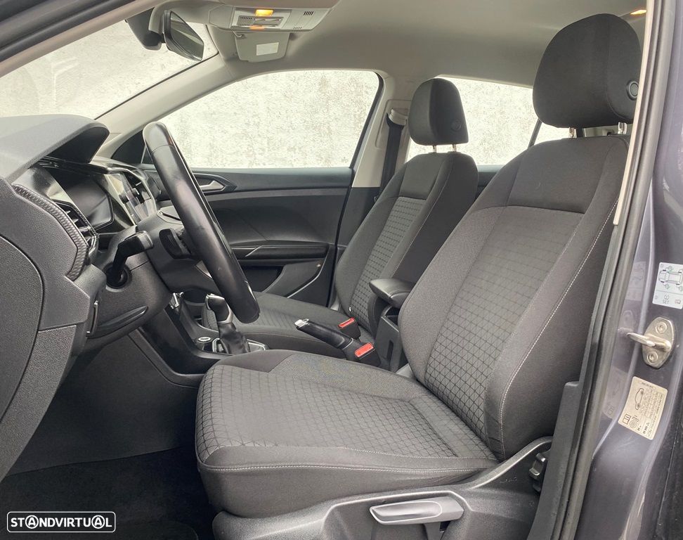 VW T-Cross 1.0 TSI BlackStyle DSG - 11