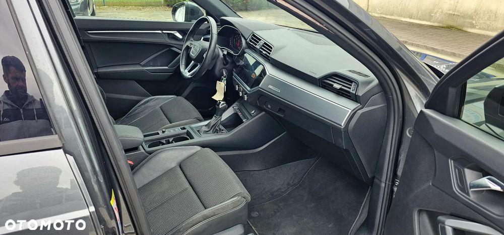 Audi Q3 35 TDI S tronic S line - 16