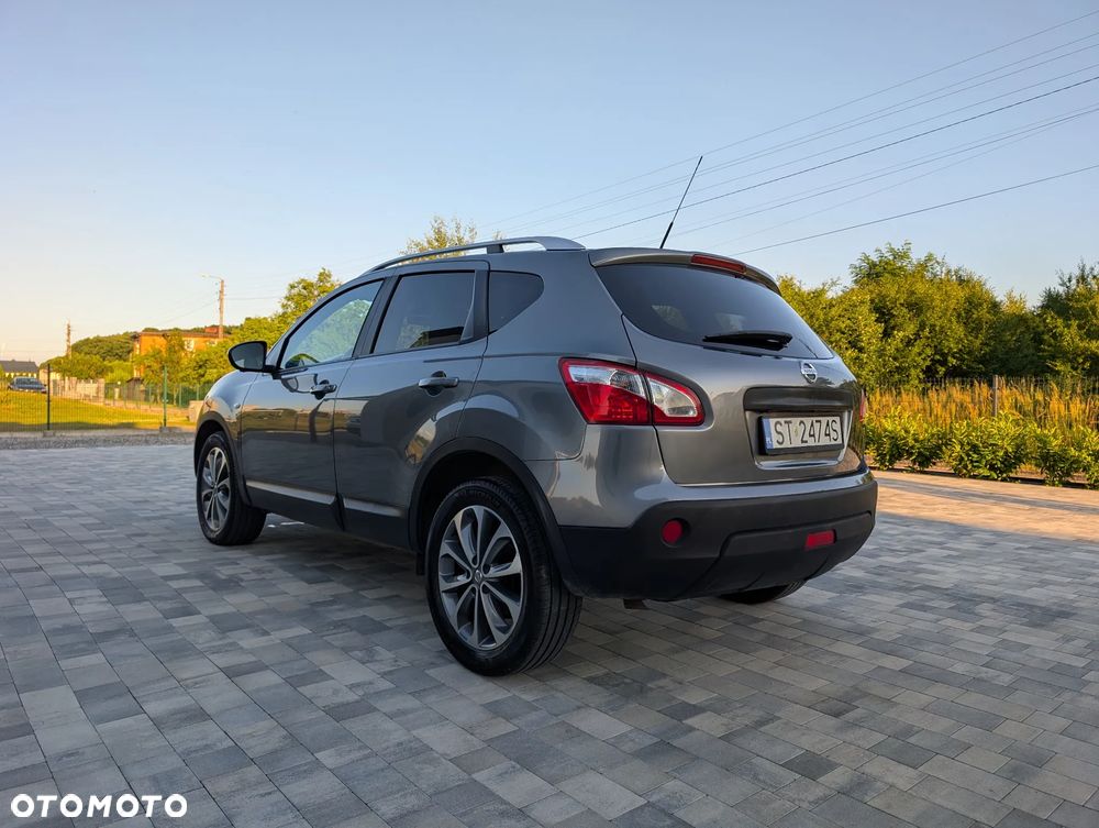 Nissan Qashqai 2.0 dCi 4x4 Tekna Premium - 11