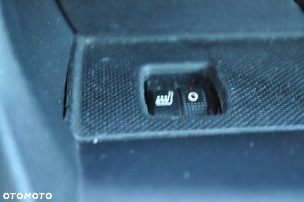 Peugeot 308 BlueHDi 150 EAT6 Stop & Start GT-Line Edition - 26
