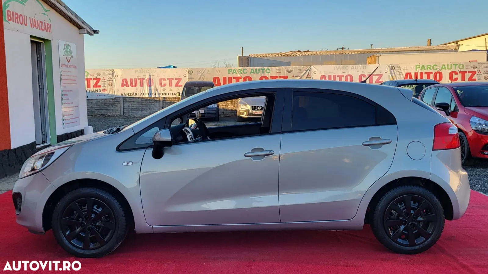 Kia Rio - 3