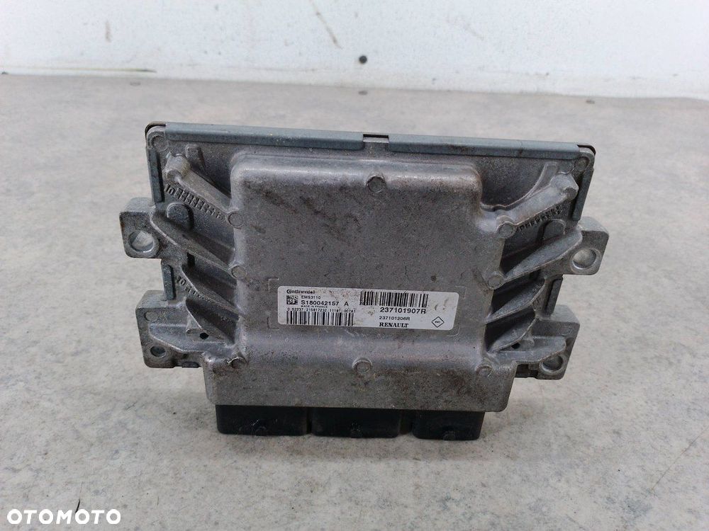 KOMPUTER, STEROWNIK RENAULT CLIO III FL 237101206R S180042157A 1.2 16V - 2