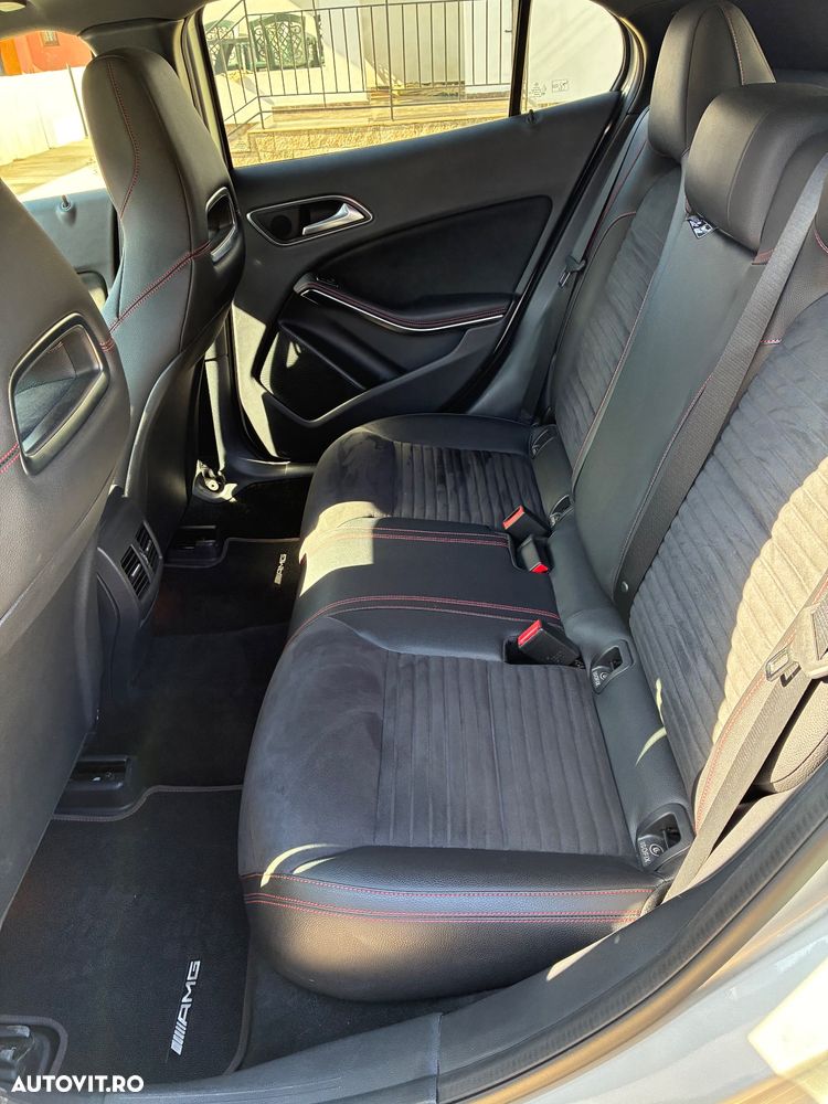 Mercedes-Benz GLA 250 4MATIC 7G-DCT AMG Line - 12