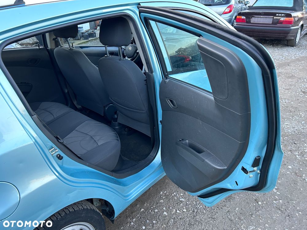 Chevrolet Spark 1.0 LT - 10