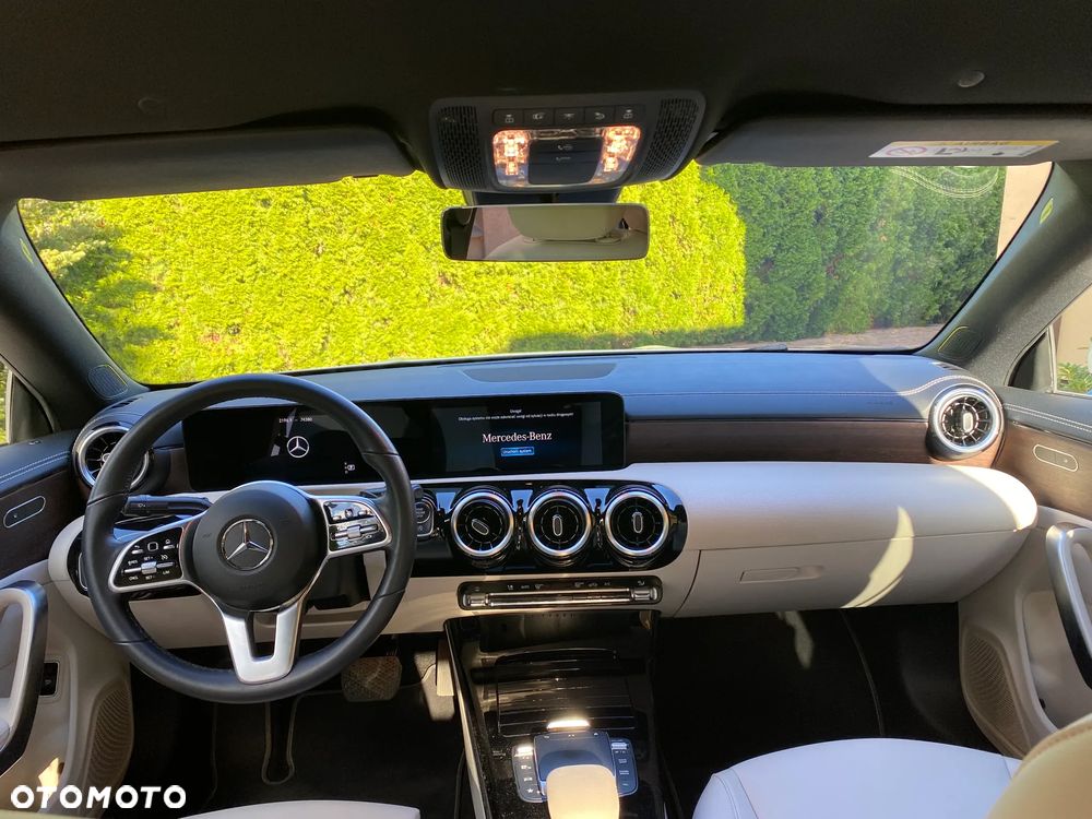 Mercedes-Benz CLA 250 4-Matic 7G-DCT - 20