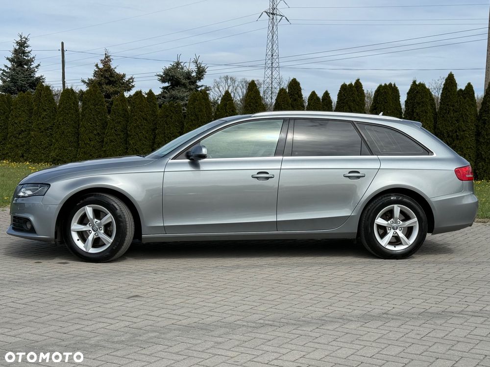 Audi A4 Avant - 4