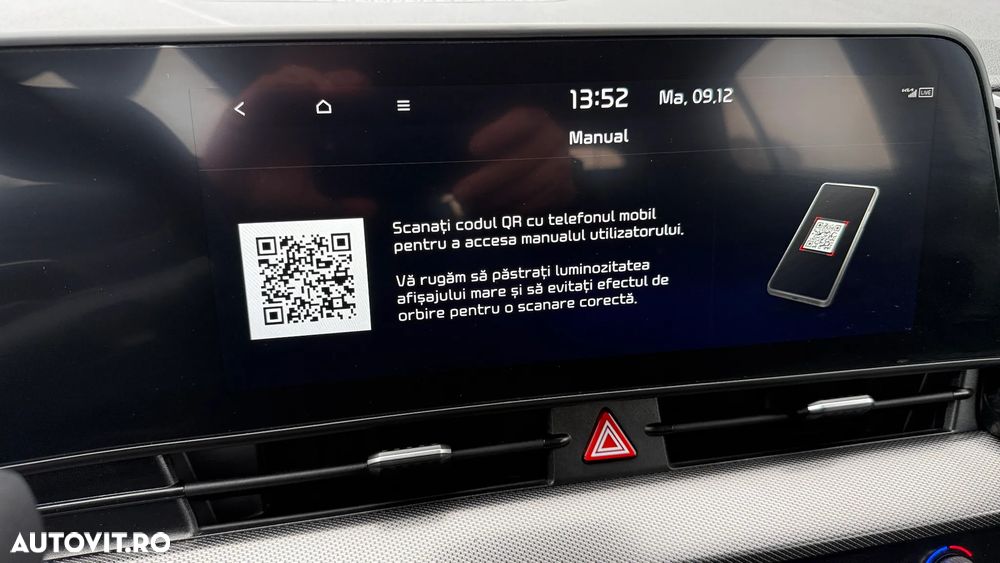 Kia Sportage 1.6 T-GDI PHEV 6AT 4x4 Business Line - 22