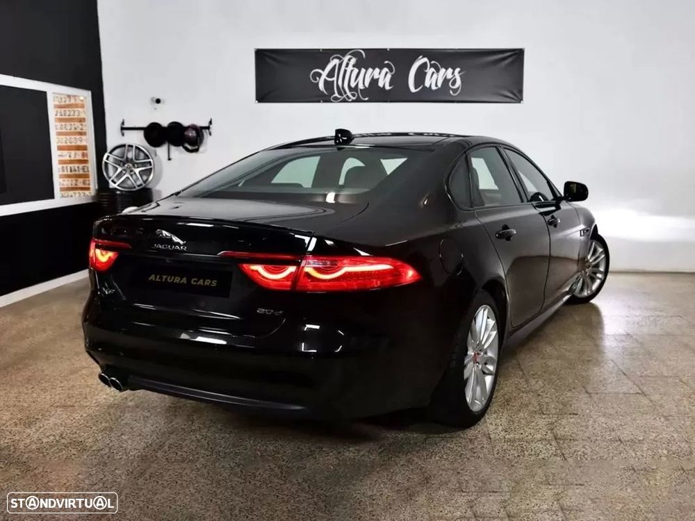 Jaguar XF 20d Aut. R-Sport - 9