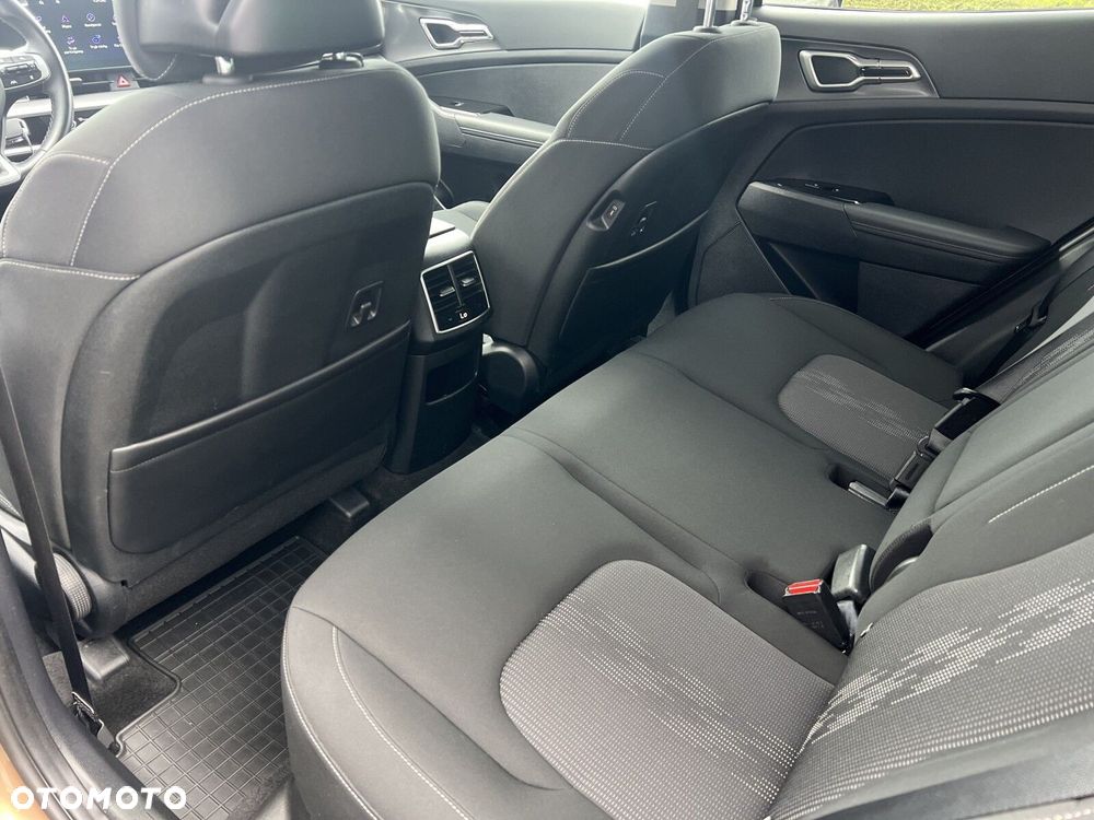 Kia Sportage 1.6 T-GDI HEV L 2WD - 26