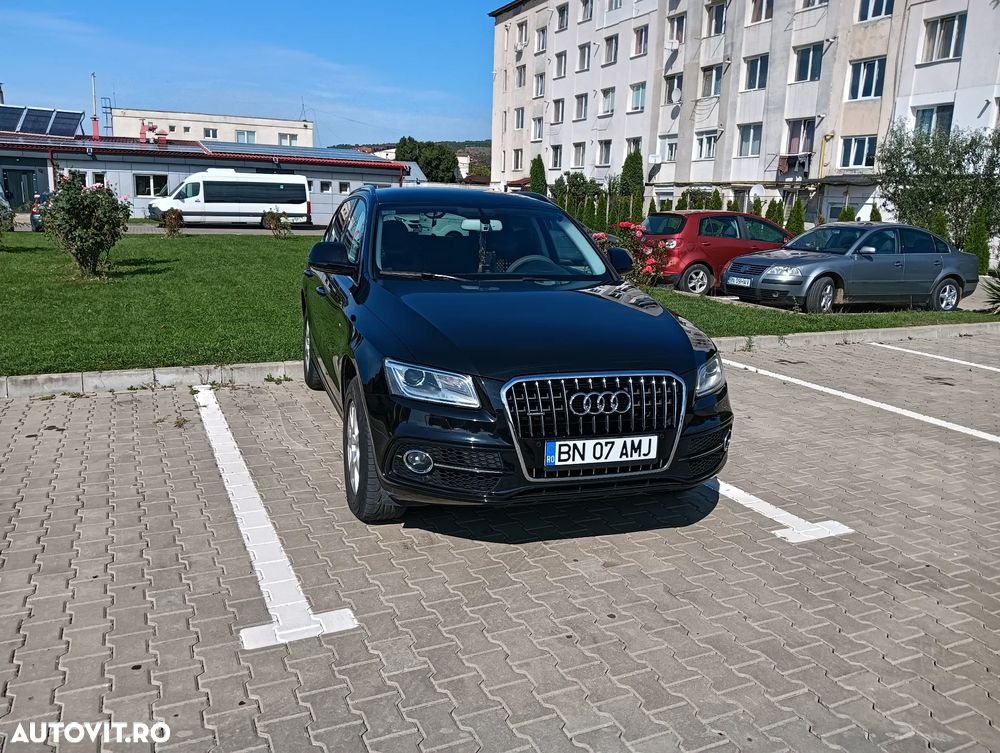 Audi Q5 2.0 40 TDI quattro S tronic Sport - 4