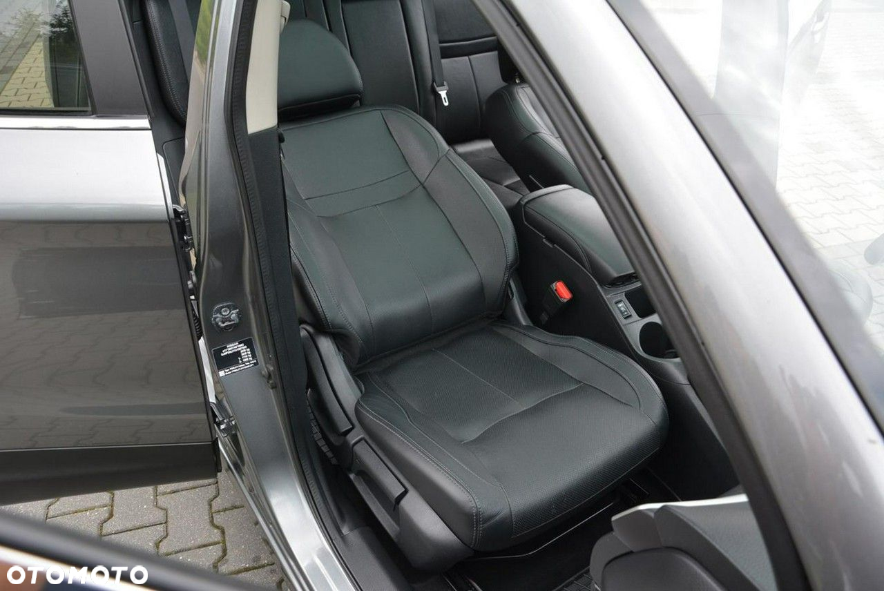 Nissan Qashqai 1.6 DCi 4x4 Tekna+ - 17